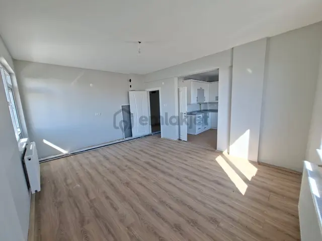 Lerox Uçar'dan Elmalık Mah.içi Sıfır 3+1 Kiralık Daire 3