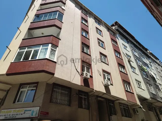 Gökay Emlaktan Safa Hastanesi Yakını 2+1 Daire 1.kat Gökay Emlaktan Safa Hastanesi Yakını 2+1 Daire 1.kat