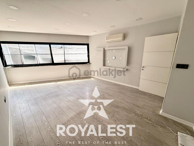 Royalest'ten Atatürk Caddesi'nde Kaçırılmayacak Ofis 4