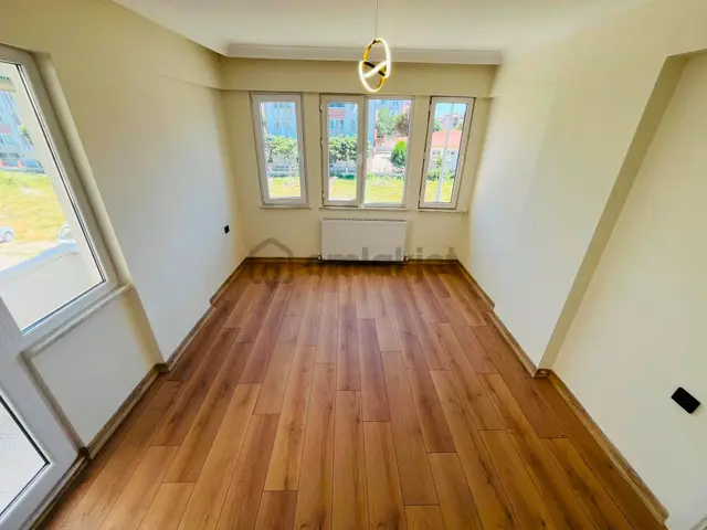 Yükselden Altınkumda Ön Cephe Hamamlı Ultra Lüx Satılık 3+1daire 2