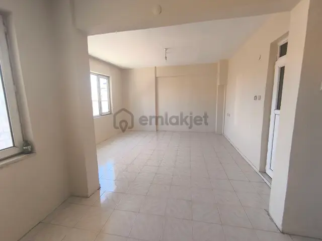 Oğuz Toli Emlaktan Kiralık 2+1 Daire 3