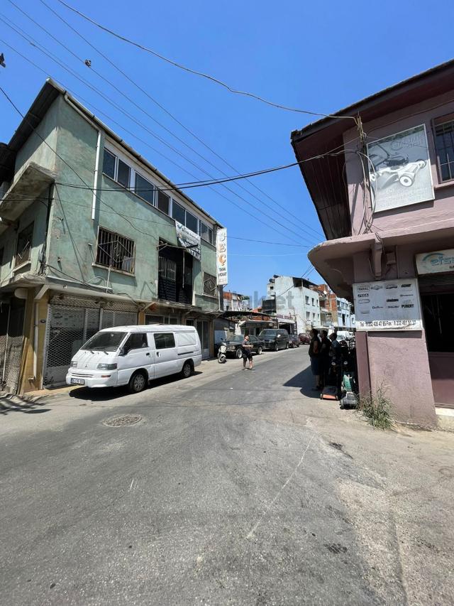 Bornova Yavuz Selim Cad. Üzeri Satılık 3 Katlı İş Yeri (309 M²) 4
