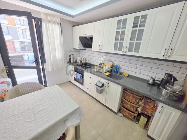 ▇kadıköy'de Ayrı Mutfaklı Ön Cephe Arakat Geniş Şık 3+1 Daire 5