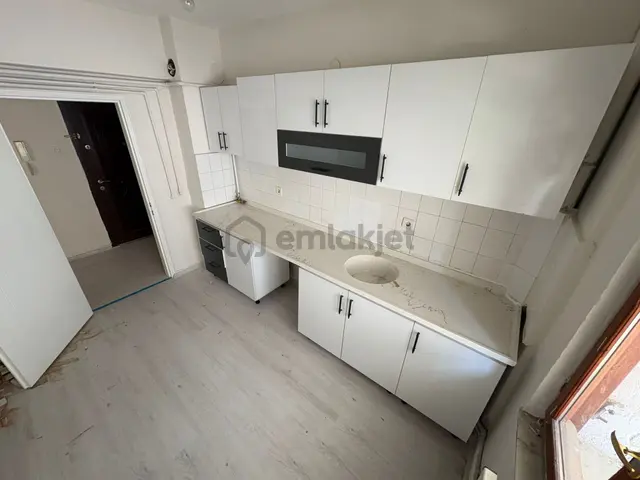 Kent'ten Gzd. Mutlu Cd. Yakını 1.kat 3+1 Fırsat Dairesi... 4