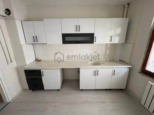 Kent'ten Gzd. Mutlu Cd. Yakını 1.kat 3+1 Fırsat Dairesi... 2