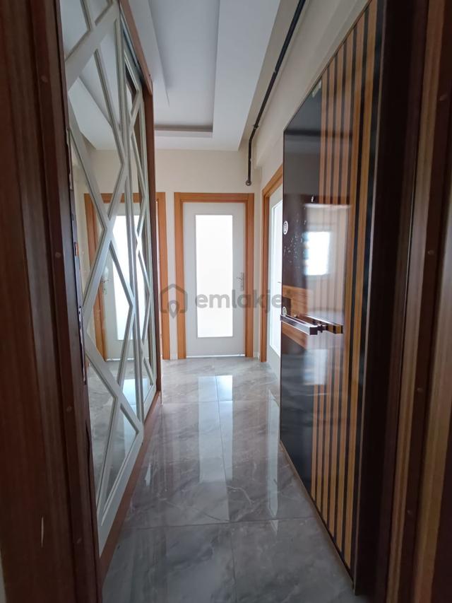 100. Yıl Krimial Civarı 3+1 Kapalı Mutfak+kombili+ankastre Setli Kiralık Daire 4