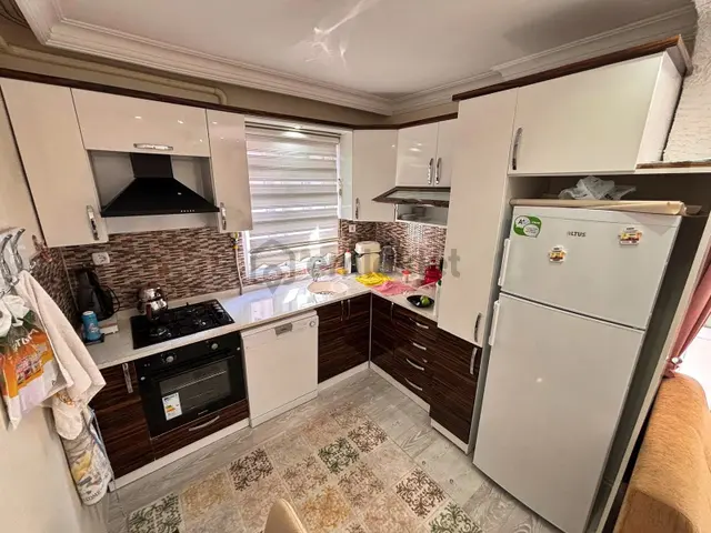 🛑🛑aktif'ten Akçay'da Satılık Eşyalı Cam Balkonlu Geniş Arakat 2+1 Daire 1
