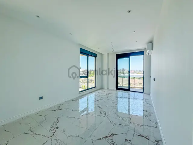 Alanya Oba’da Full Konsept Sitede 2+1 Dubleks Satılık Daire 2