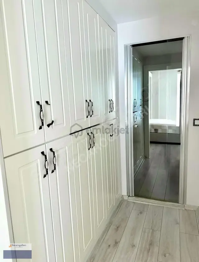 Necaroğullarından Mastfıroş Caddesi Üzeri 3,5+1 Lüks Daire 5