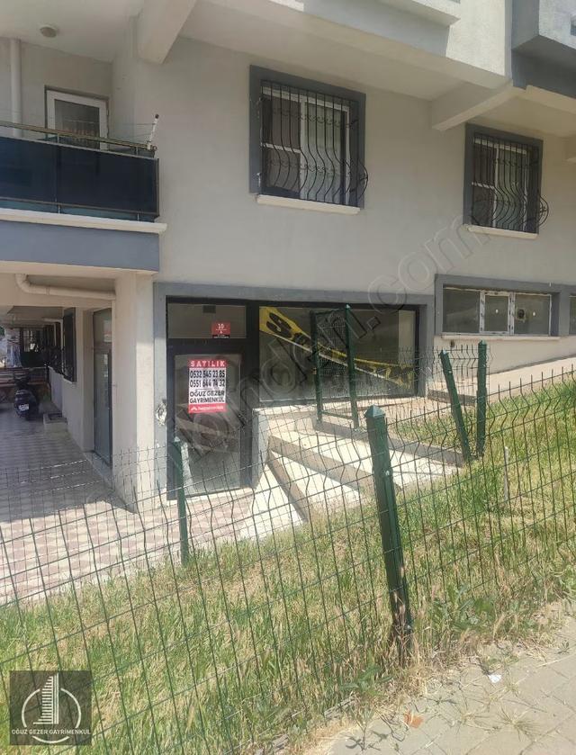 Oğuz Gezer Gayrimenkul'den 80 M Satilik Dükkan 2