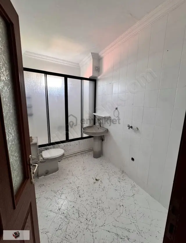 Umut Emlak'tan Şehir Merkezin De Satılık Daire Umut Emlak'tan Şehir Merkezin De Satılık Daire