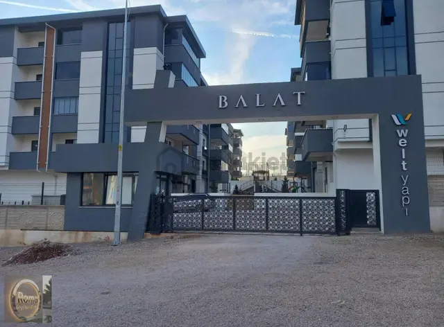 Roma' Dan Welt Balat Sitesinde Satılık Daire Roma' Dan Welt Balat Sitesinde Satılık Daire