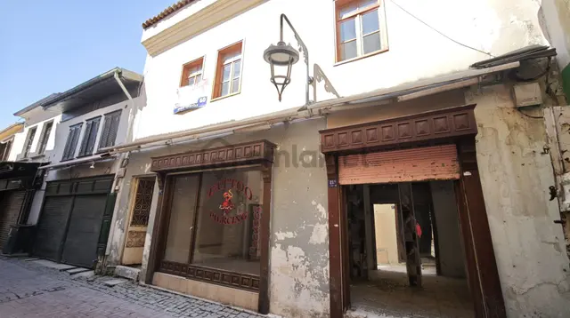 Kuşadası Kaleiçi Kiralık İş Yeri Dükkan Mağaza 3