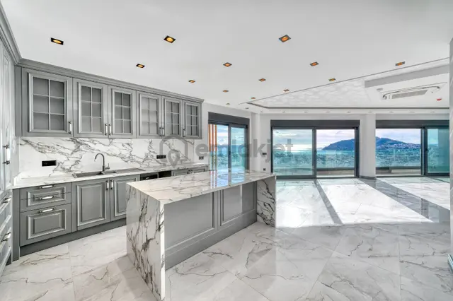 Alanya / Cikcilli’de Panoramik Manzaralı 5+2 Lüks Müstakil Villa 5