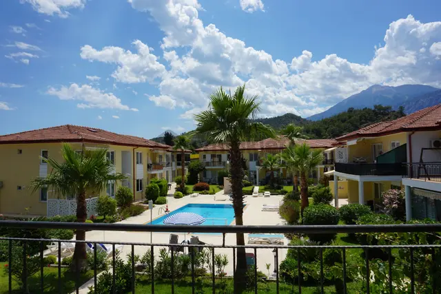 Kemer Çamyuva 'da Kiralık 2+1 Eşyalı, Havuzlu, Site İçinde Daire 3