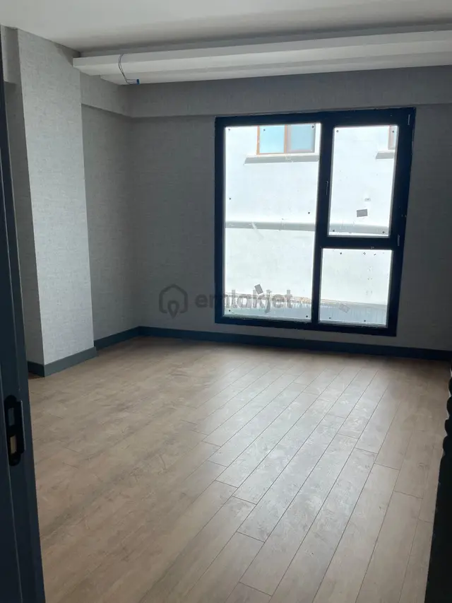 1. Katta Ön Cephe Full Yapılı Özel Tasarım 2+1 Sıfır Büyük Daire 5