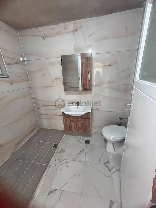 Kütahya Merkezde Kiralık Aileye 2+1 Geniş 4