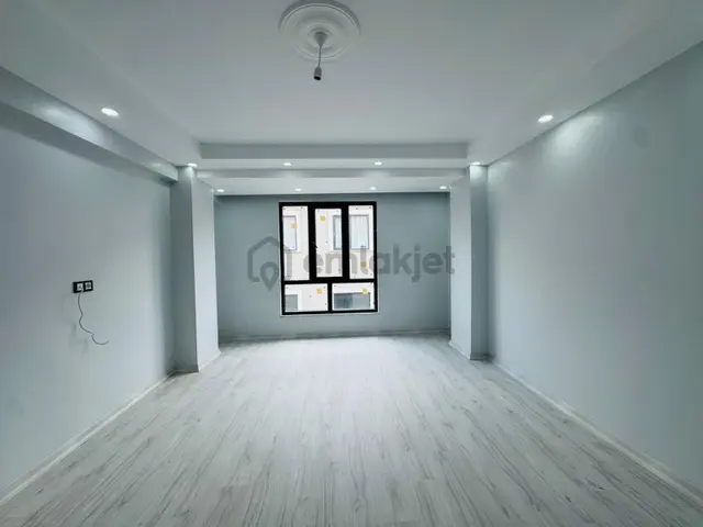 Mer-pa İnş.kızılpınar Kapalı Pazar Cok Yakın/ İskanlı Sıfır 2+1 3