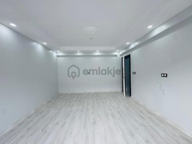 Mer-pa İnş.kızılpınar Kapalı Pazar Cok Yakın/ İskanlı Sıfır 2+1 5