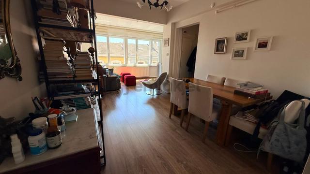 Kadıköy Rasimpaşa Recaizade Sokak İskeleye Yakın 85 M2 Geniş 2+1 3