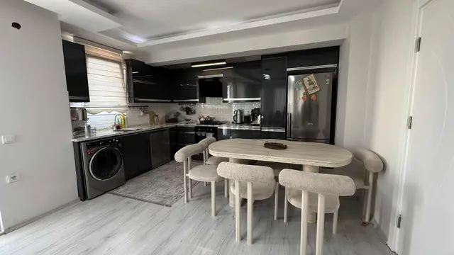 Çamköy'ün Nezih Bölgesinde 4+1 Dubleks | Kapalı Teras, Bahçe Ve 5