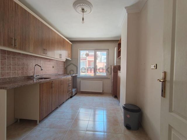 Çekmeköy Mimar Sinan Mh Kiralık 2+1 100m² Ara Kat Daire 5