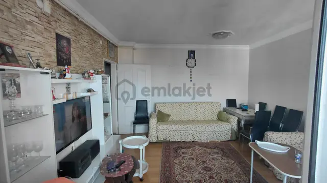 Buca Evka 1 De Doğalgazlı Acil Satılık Fırsat Daire
