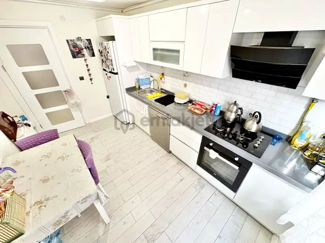 🛑🛑aktif'ten Akçay'da Satılık Otoparklı Arakat Ebeveyn Banyolu 3+1 Daire 2