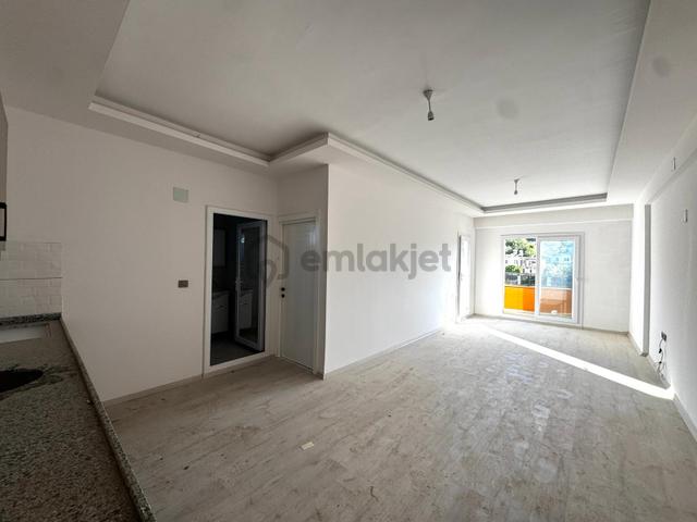 King'den Tarihi Roma Su Kemeri Manzaralı Şirin 1+1 Eşyasız Kiralık Daire 4