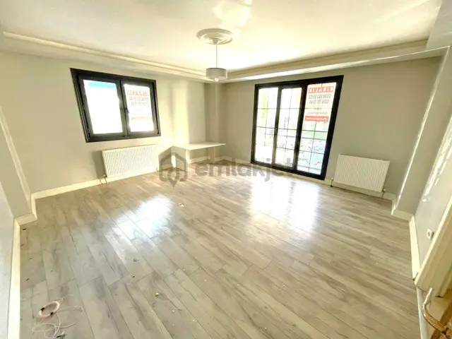 Satılık Butik Site İçin De 2+1 İskanlı Ters Dubleks 90 M2 Konumu Güzel 2