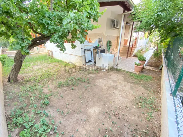 Seferihisar Meltem Tur Sitesi’nde Denize 350m, Havuzlu, 4+1 Müstakil Tadında Villa!la 2