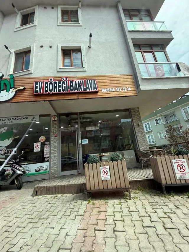 Ataşehir Örnek Mah. Kurumsal Kiracılı 150 M2 Satılık Dükkan 4