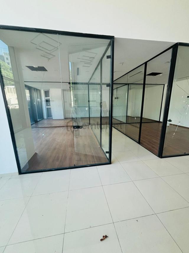 *platform Merter'de Kiralık 300 M² Ofis* 4