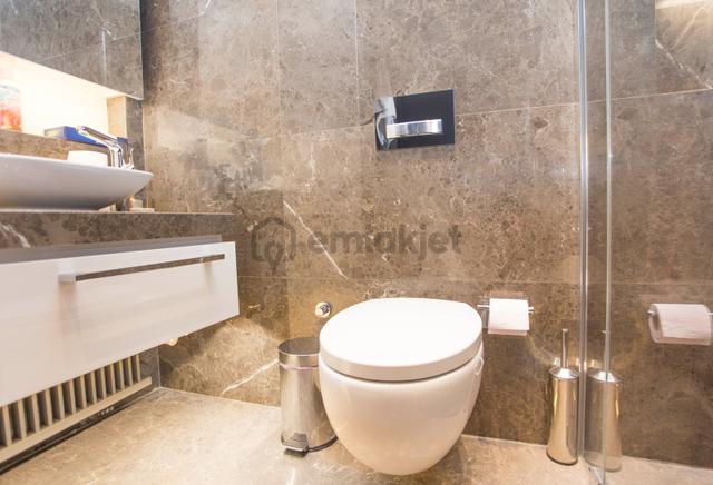 Zorlu Center'da Kiralık Mobilyalı 140m2 Ofis 3