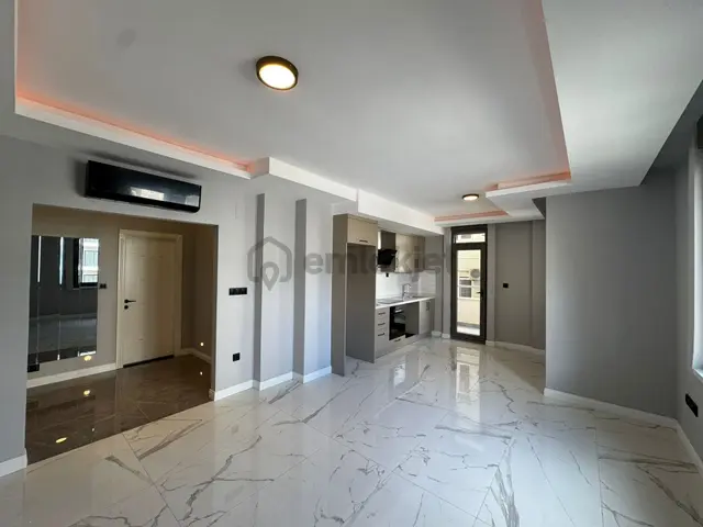 Alanya Oba Gölde 1+1 Denize 250 Metre Muhteşem Lokasyon Satılık Daire 1