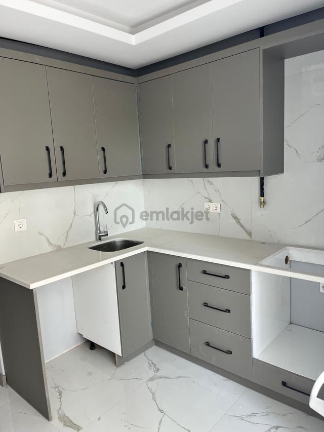 Adana Sarıçamda Sarıçam Belediyesi Arka Tarafında Okullara Yakın Konumda Fırsat 2+1 Kiralık Daire