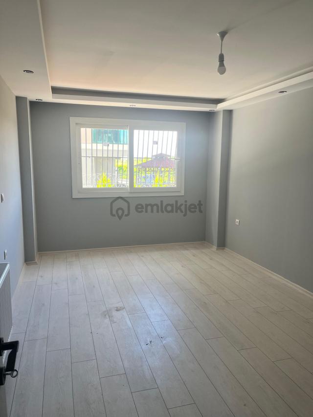 Adana Sarıçamda Sarıçam Belediyesi Arka Tarafında Okullara Yakın Konumda Fırsat 2+1 Kiralık Daire 3