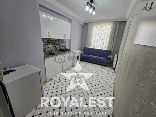 Royalestten Memur Binasında Kiracılı Diş Fakültesi Karşısı Nezih 3