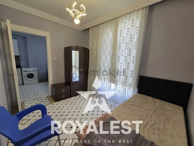 Royalestten Memur Binasında Kiracılı Diş Fakültesi Karşısı Nezih 4