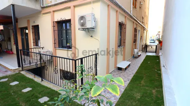 Seferihisar Mersin Alanı'nda Denize 100m,ısı Pompalı Satılık 3+1 Daire