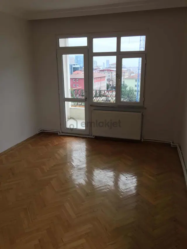 Maltepe Orhangazi Caddesinde Satılık Fırsat Daire 3