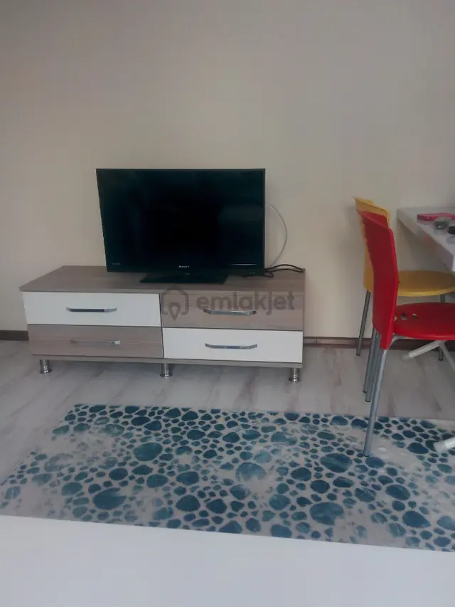 Sahibinden Eşyalı 1+1 Kadriye Kemal Karşıs 1