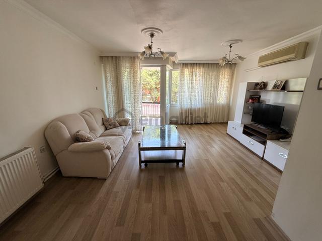 Bostanlı'da Sahile 150m, Bahçeli Satılık 3+1 Daire (140m² Bahçe) 4