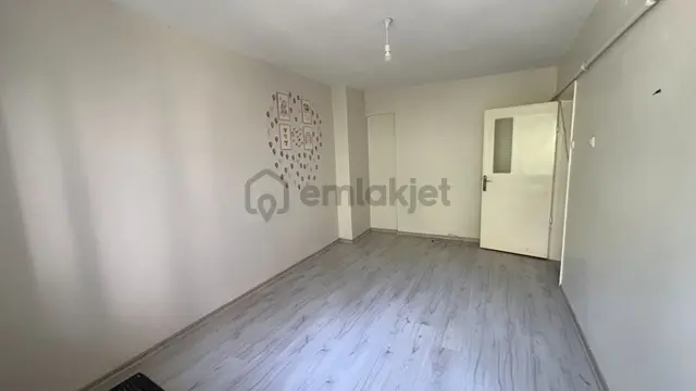 Master Realtor Nilvest'ten İncirli'de Geniş 2+1 Kiralık Daire 3