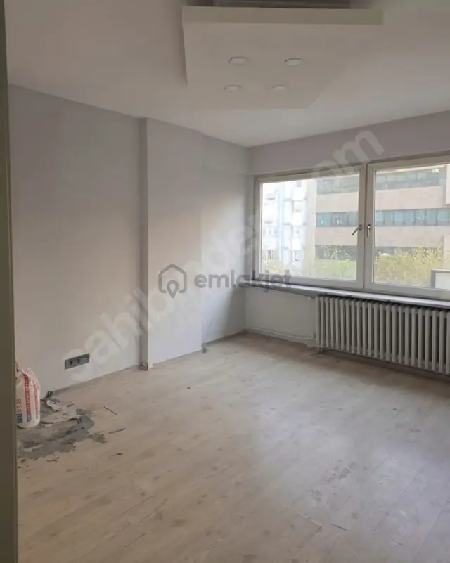 Fevzi Çakmak Caddesin'de Tabela Değeri Yüksek 3+1 Kiralık Ofis 4