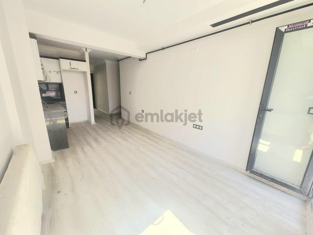 Bucanın Kalbinde Ferah Ve Aydınlık Sıfır 1+1 Taşınmaya Hazır Satılık Daire !! 5