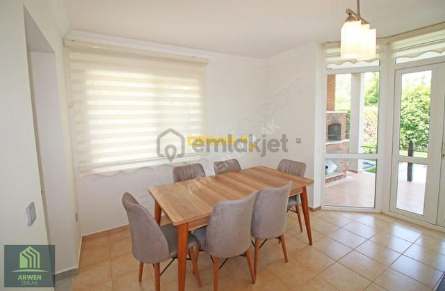 Arwen Emlak 4+1 Özel Havuzlu Triplex Müstakil Villa Kiralık!! 4