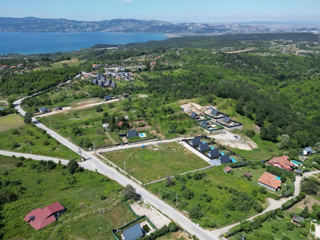 Turyaptan Sapanca'da % 100 4 Kat Turizm İmarlı Proje Arsası 3