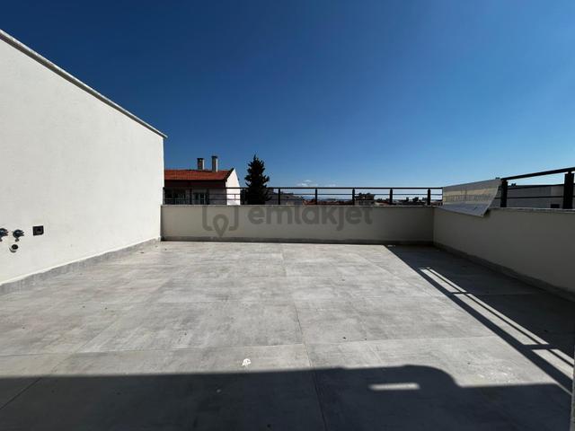 Yüksel'den Turhanbey'de Kapalı Otoparklı 220m² 3+1 Dubleks 4