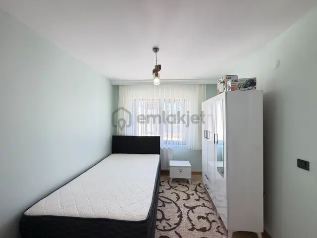 İncek'te Bulvara Sıfır Lüx Eşyalı Loft Kiralık 2+1 3